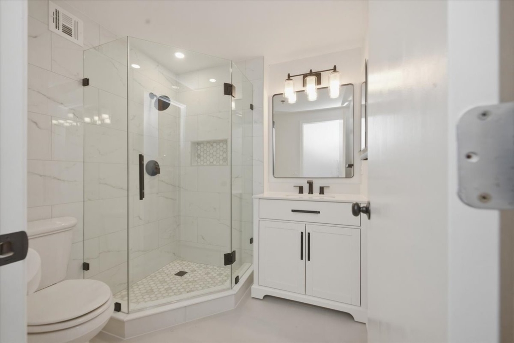 1250 W Van Buren Street - Photo 6