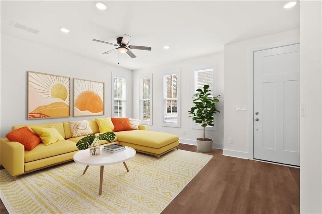 195 W Lake Avenue Nw - Photo 2
