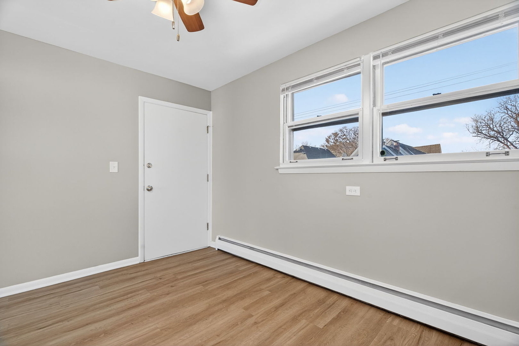 36 S Kensington Avenue - Photo 3