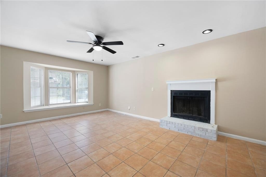 2898 Lakemont Drive Sw - Photo 1