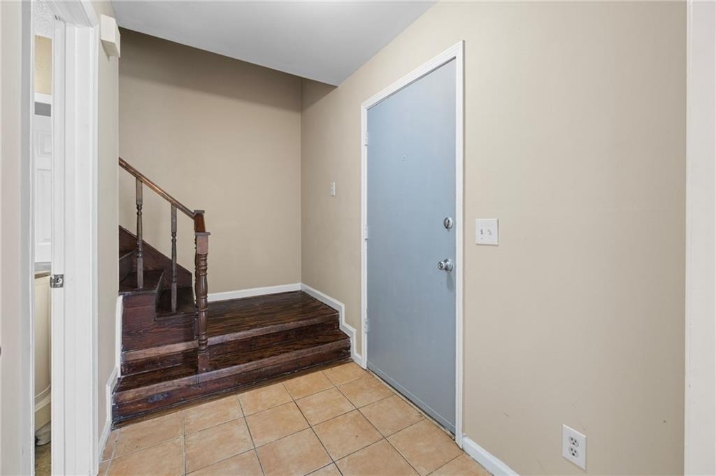 2898 Lakemont Drive Sw - Photo 10