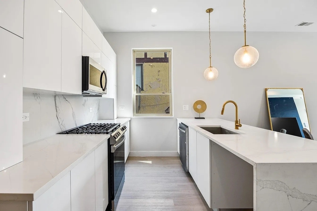 4931 N Kimball Avenue - Photo 17