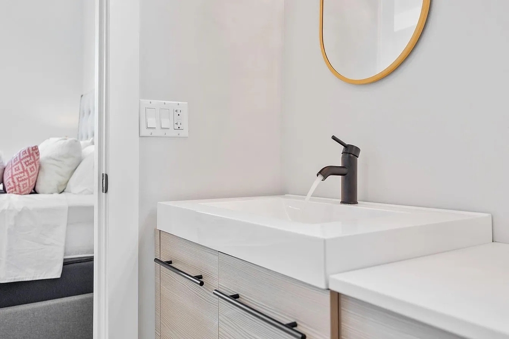 4931 N Kimball Avenue - Photo 5