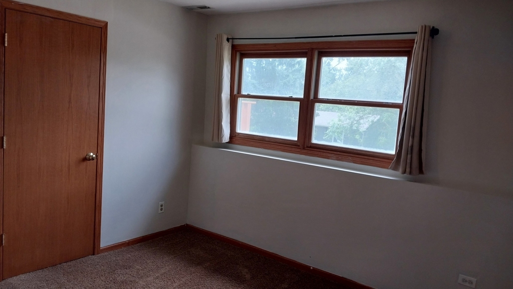 5420 Hillside Drive - Photo 18