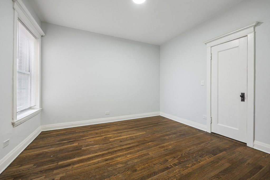 5439 S Indiana Avenue - Photo 14