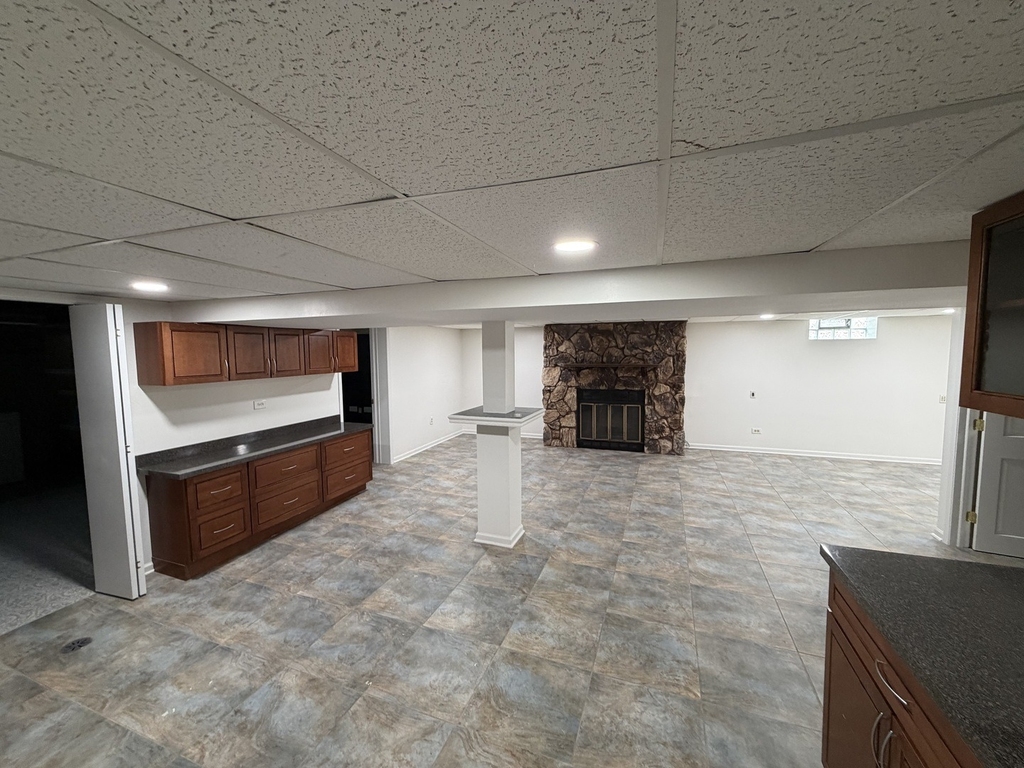8908 Ozark Avenue - Photo 15