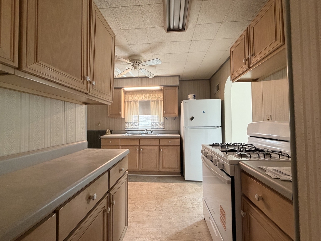 1941 Herbert Avenue - Photo 3