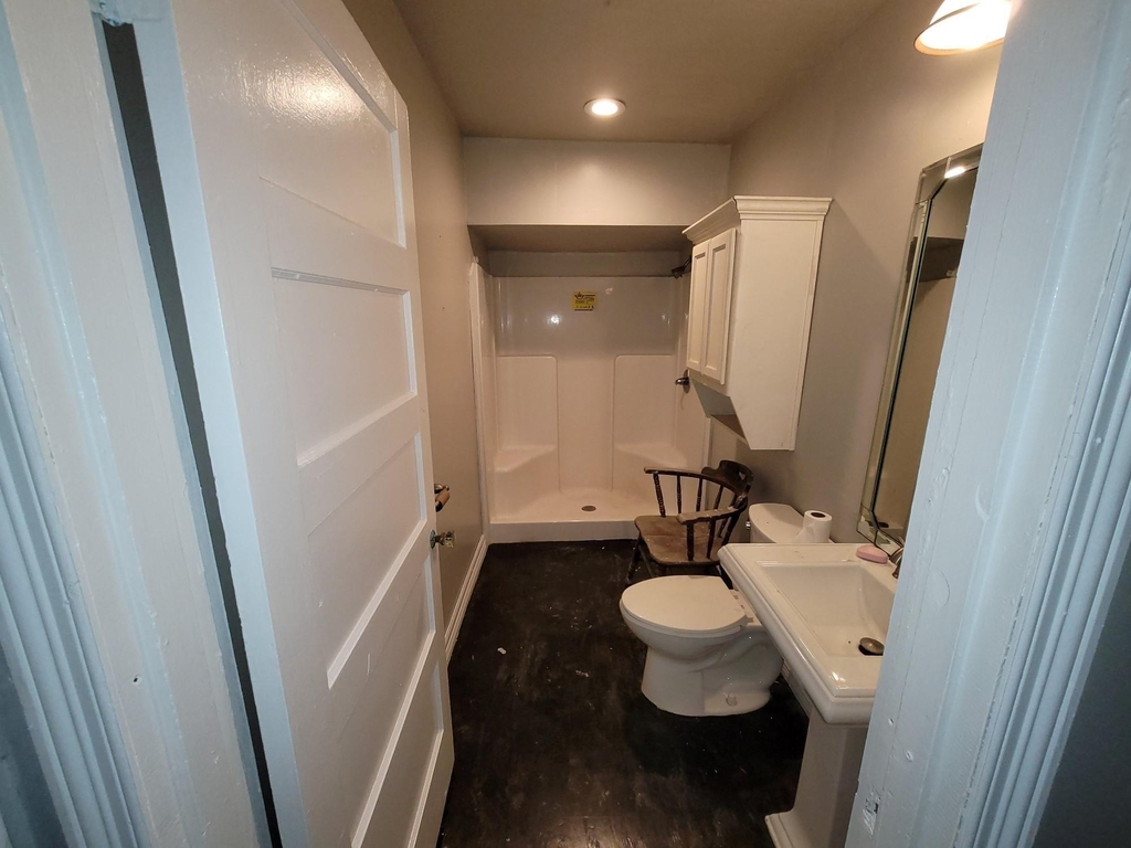 2425 8th Avenue - Photo 9