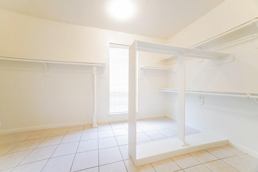 11727 Newlands Court - Photo 14