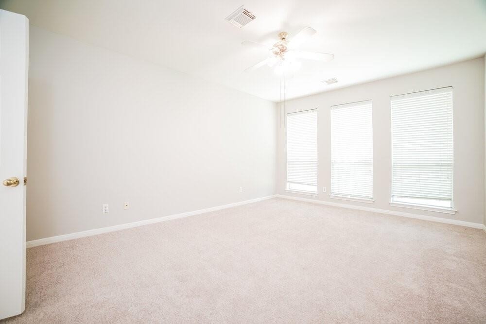 11727 Newlands Court - Photo 11