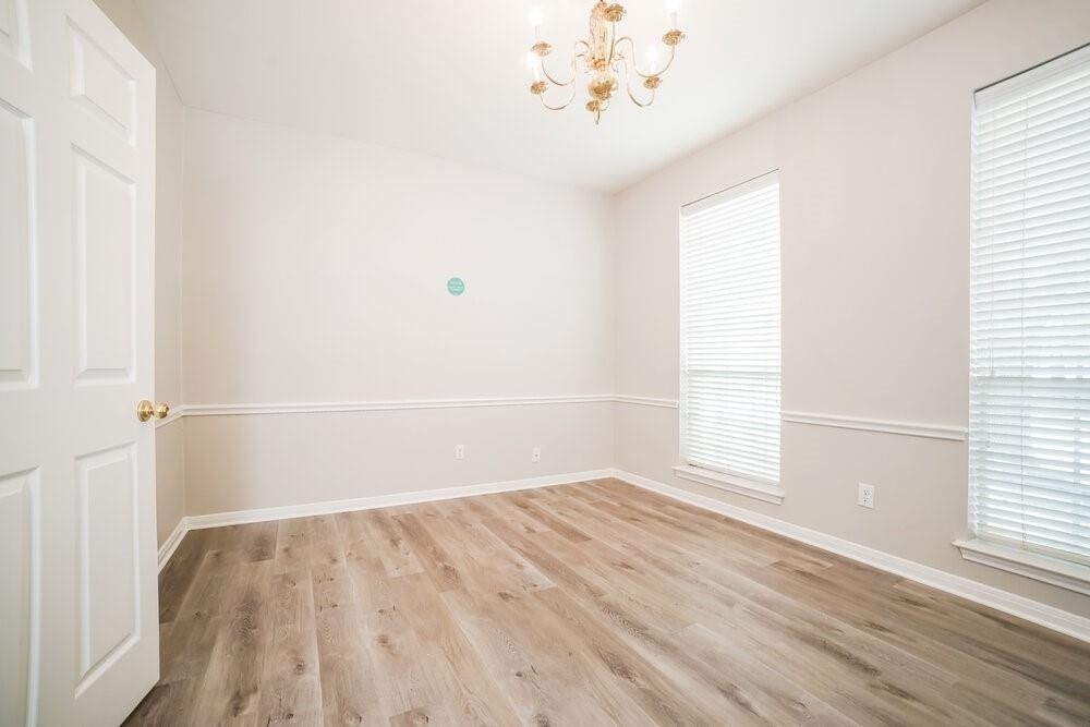 11727 Newlands Court - Photo 4