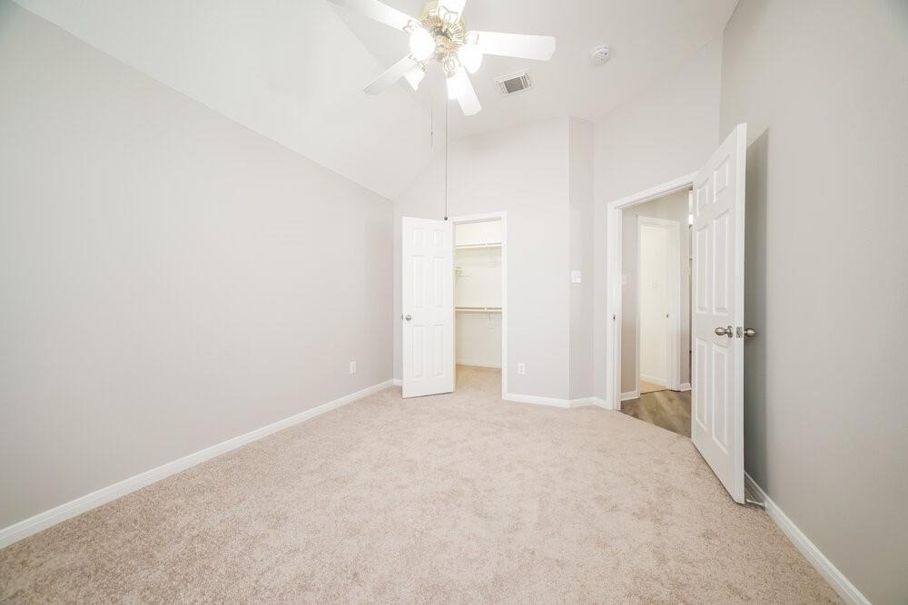 11727 Newlands Court - Photo 12