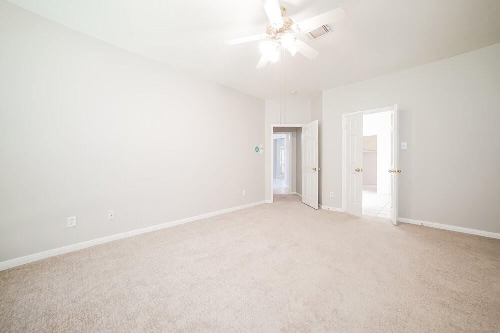 11727 Newlands Court - Photo 7