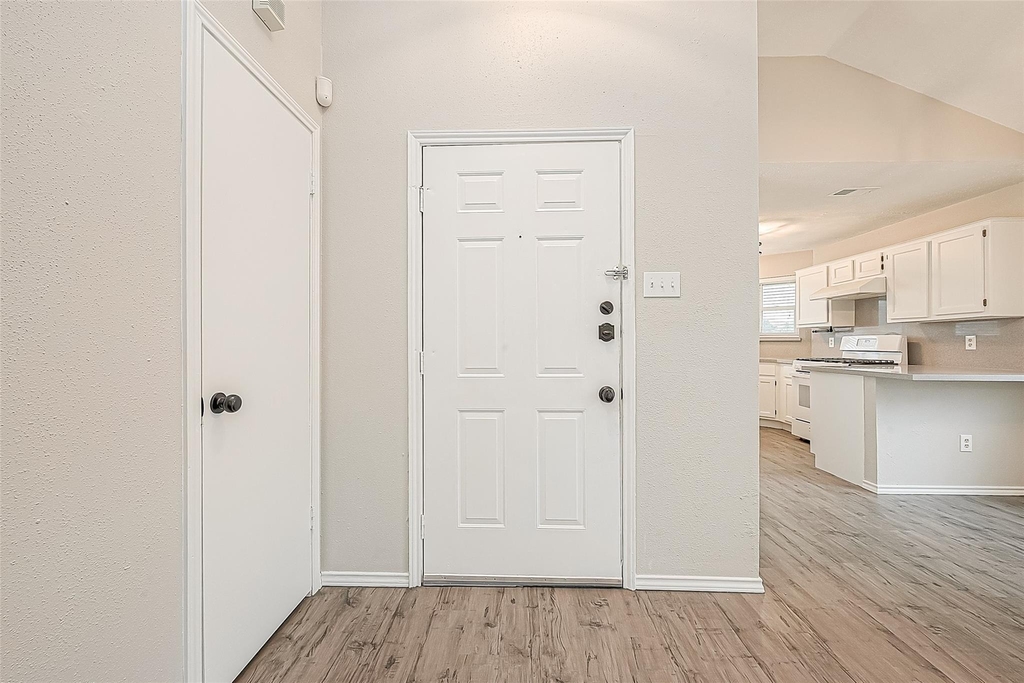 9247 Autumnsong Drive - Photo 6
