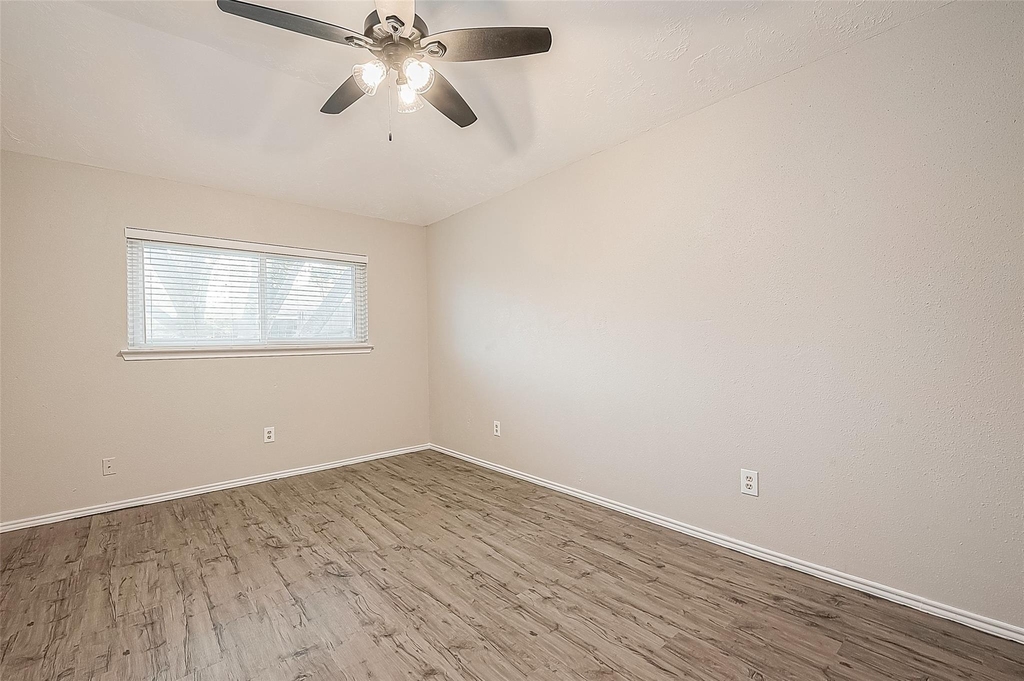 9247 Autumnsong Drive - Photo 32