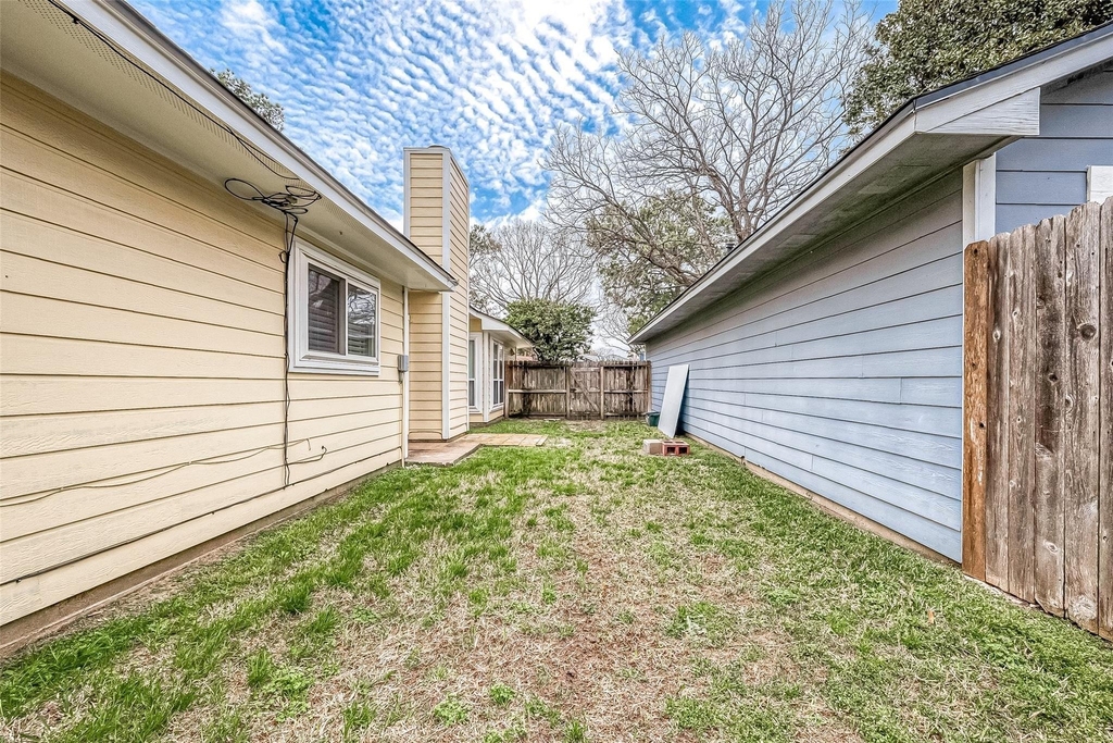 9247 Autumnsong Drive - Photo 40