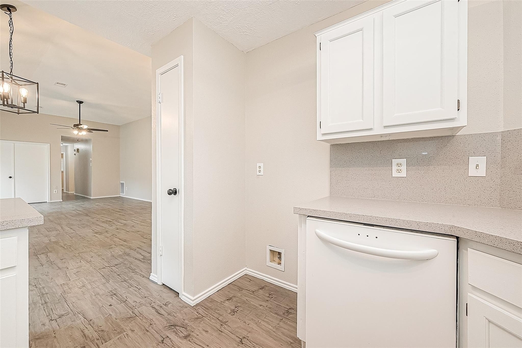 9247 Autumnsong Drive - Photo 18
