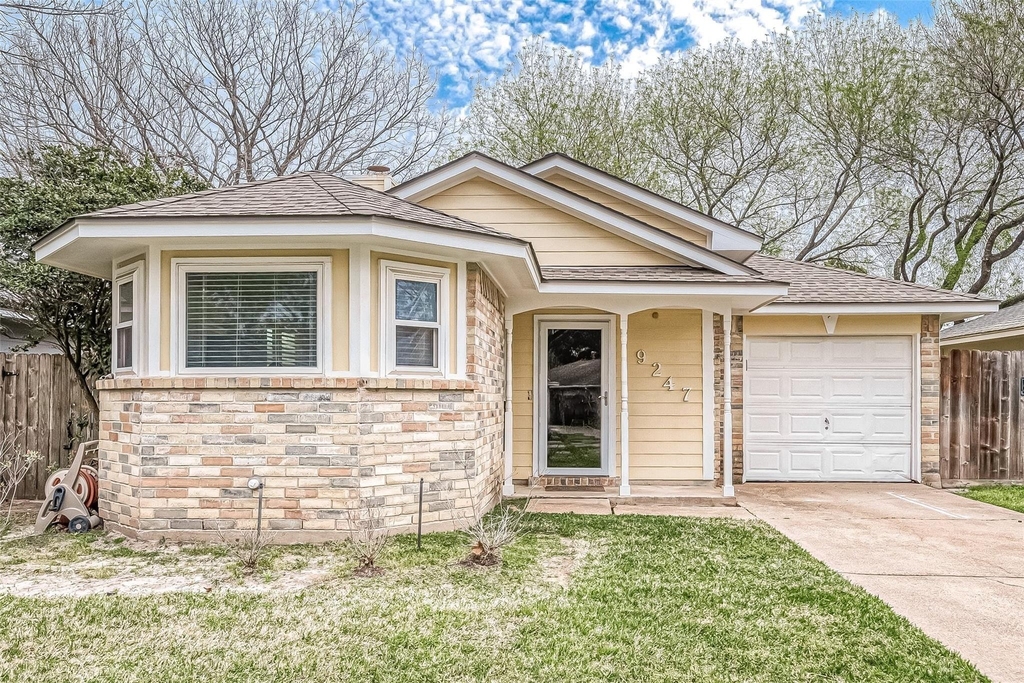 9247 Autumnsong Drive - Photo 1