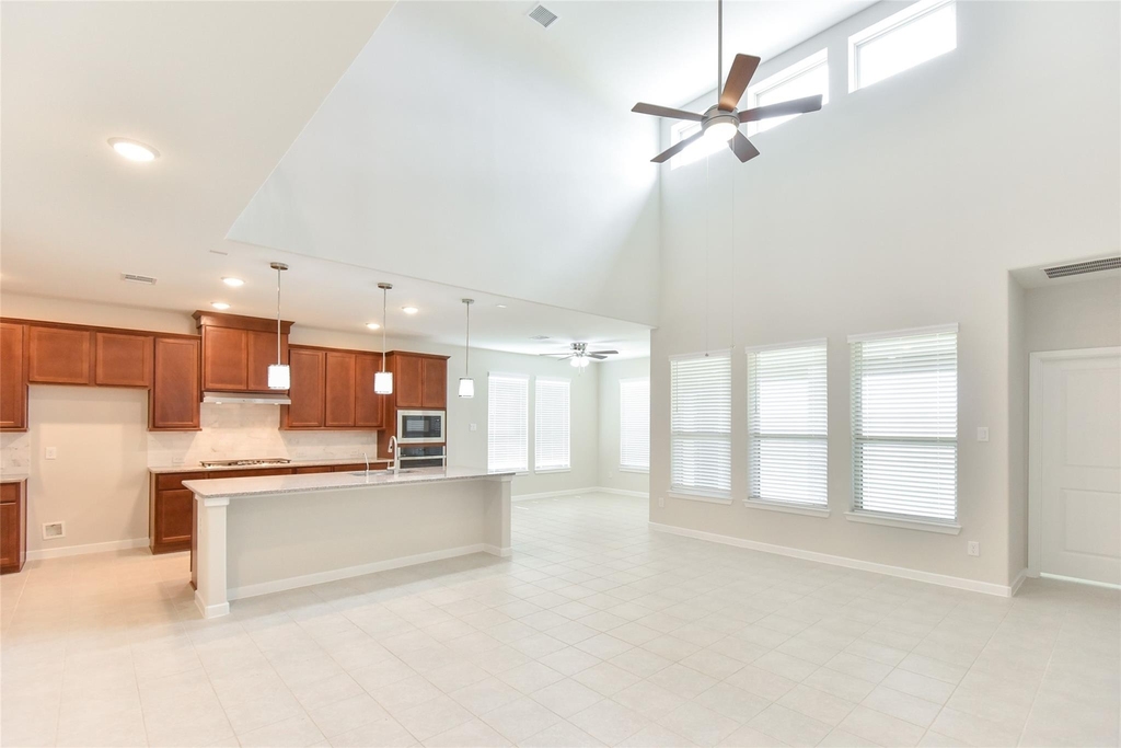 7826 Kenora Way - Photo 8