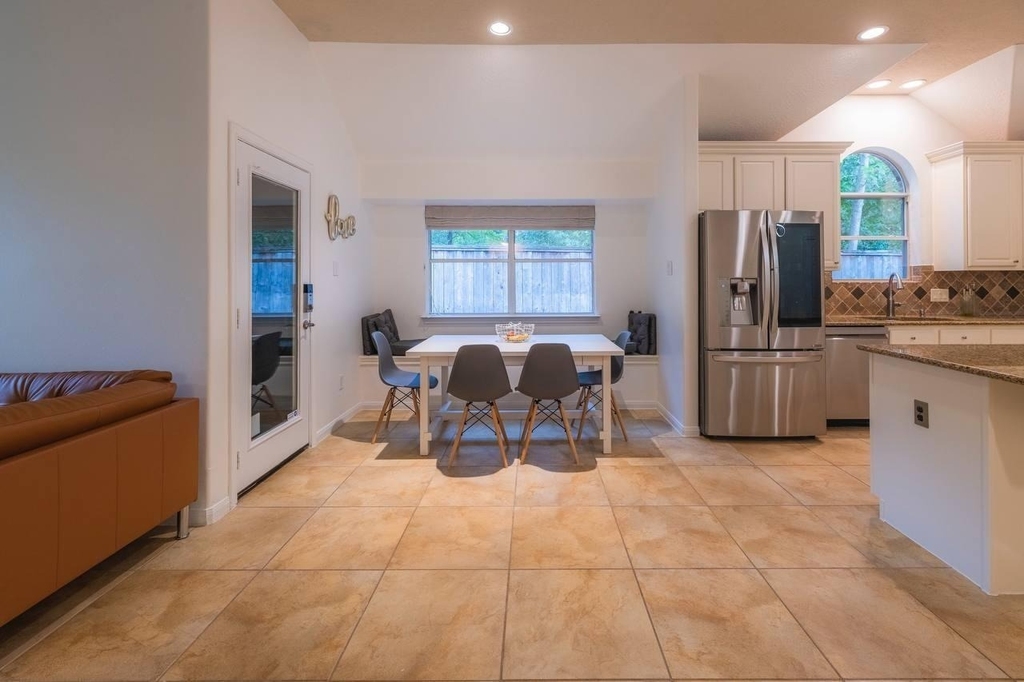 6 Avenswood Place - Photo 5