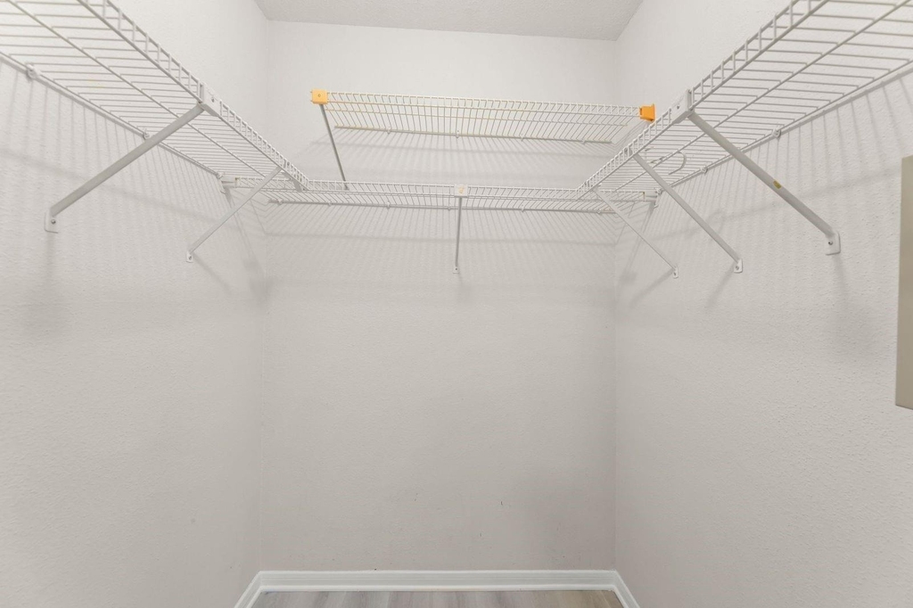 2121 Hepburn Street - Photo 16