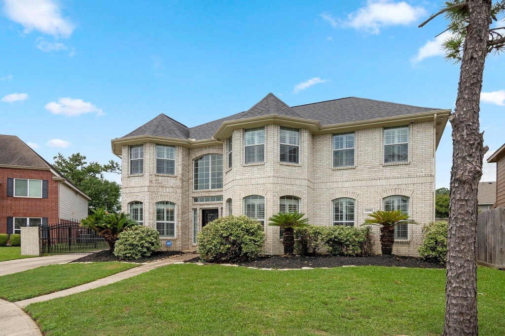 22911 Kimberwicke Court - Photo 2