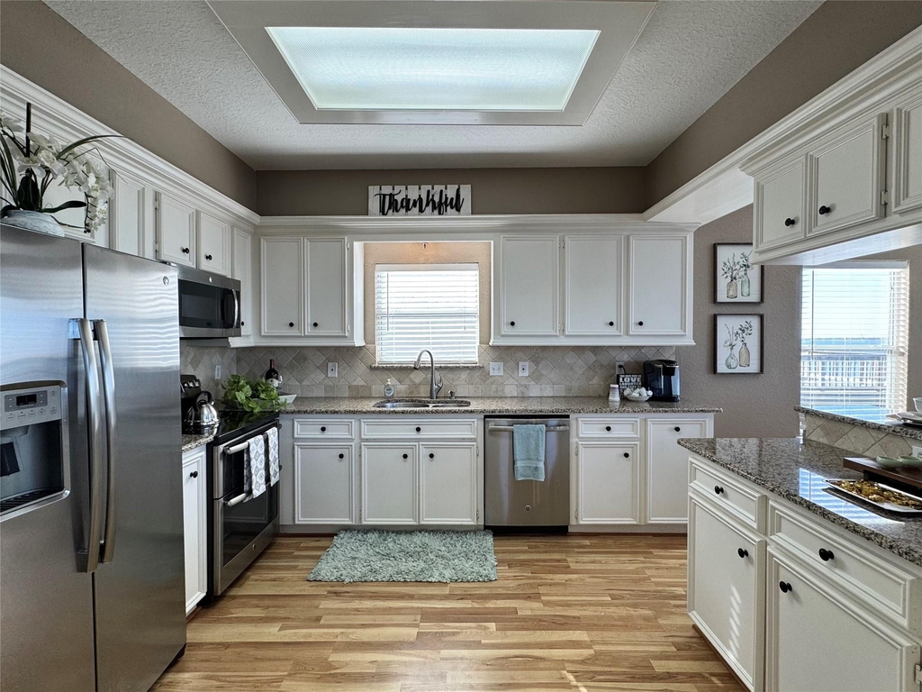 438 Jeanie Lynne Circle - Photo 8