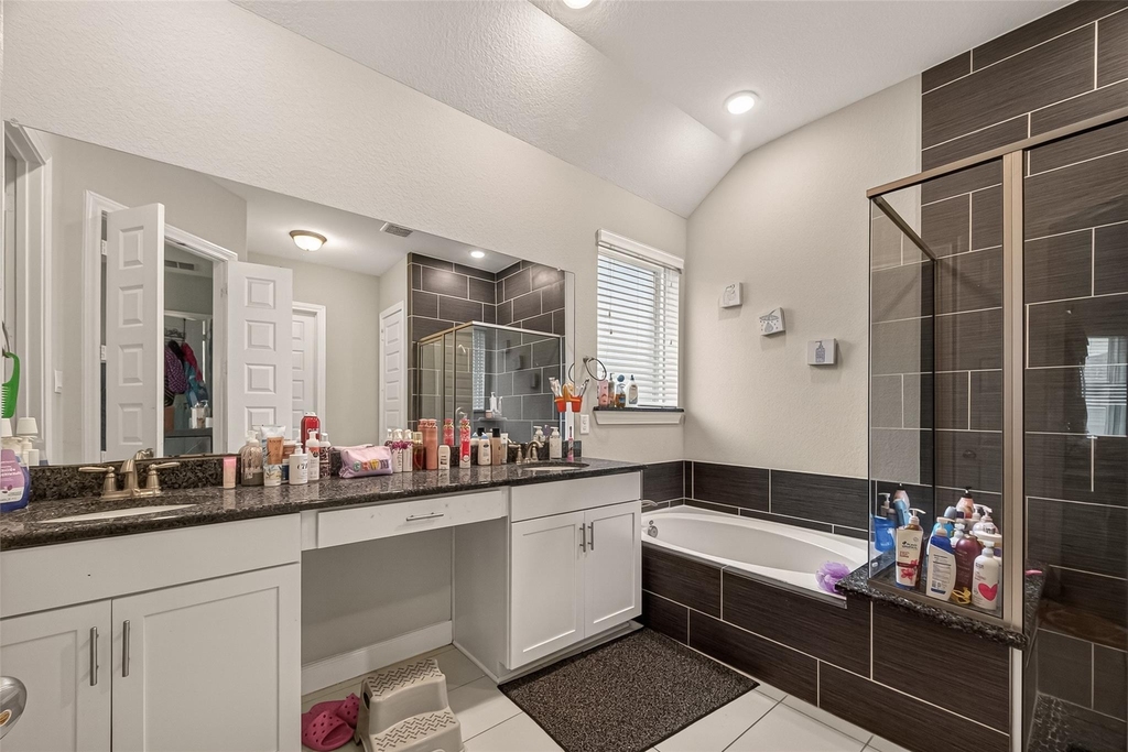 2209 Hidden Meadow Lane - Photo 30