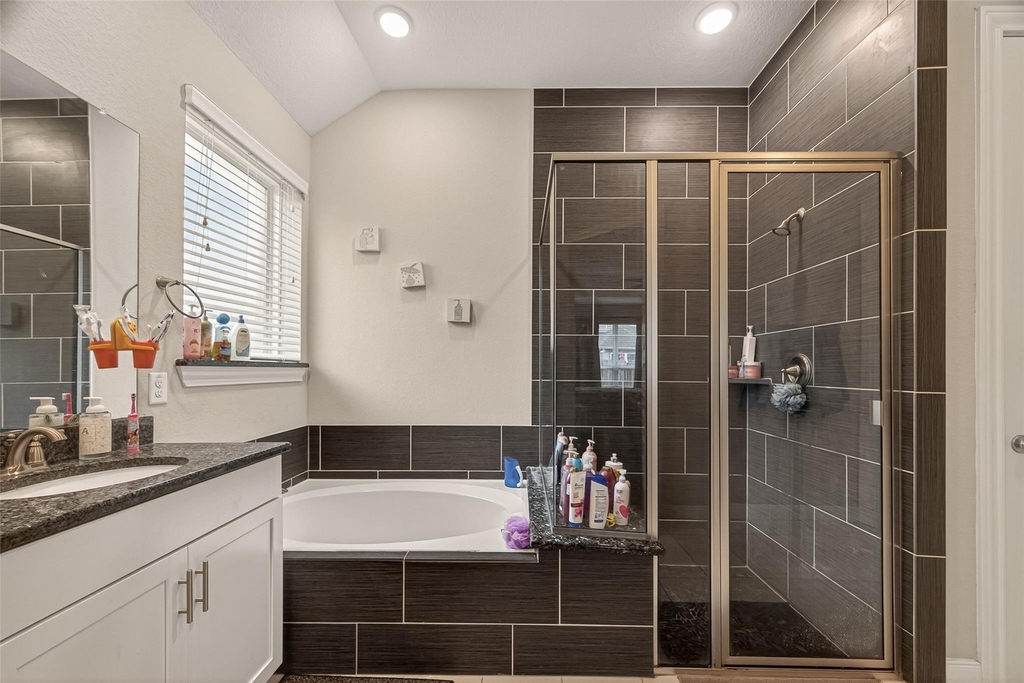 2209 Hidden Meadow Lane - Photo 29