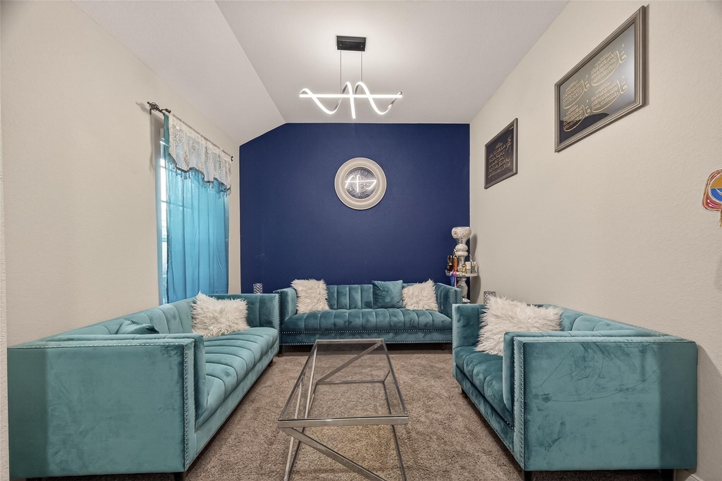 2209 Hidden Meadow Lane - Photo 5