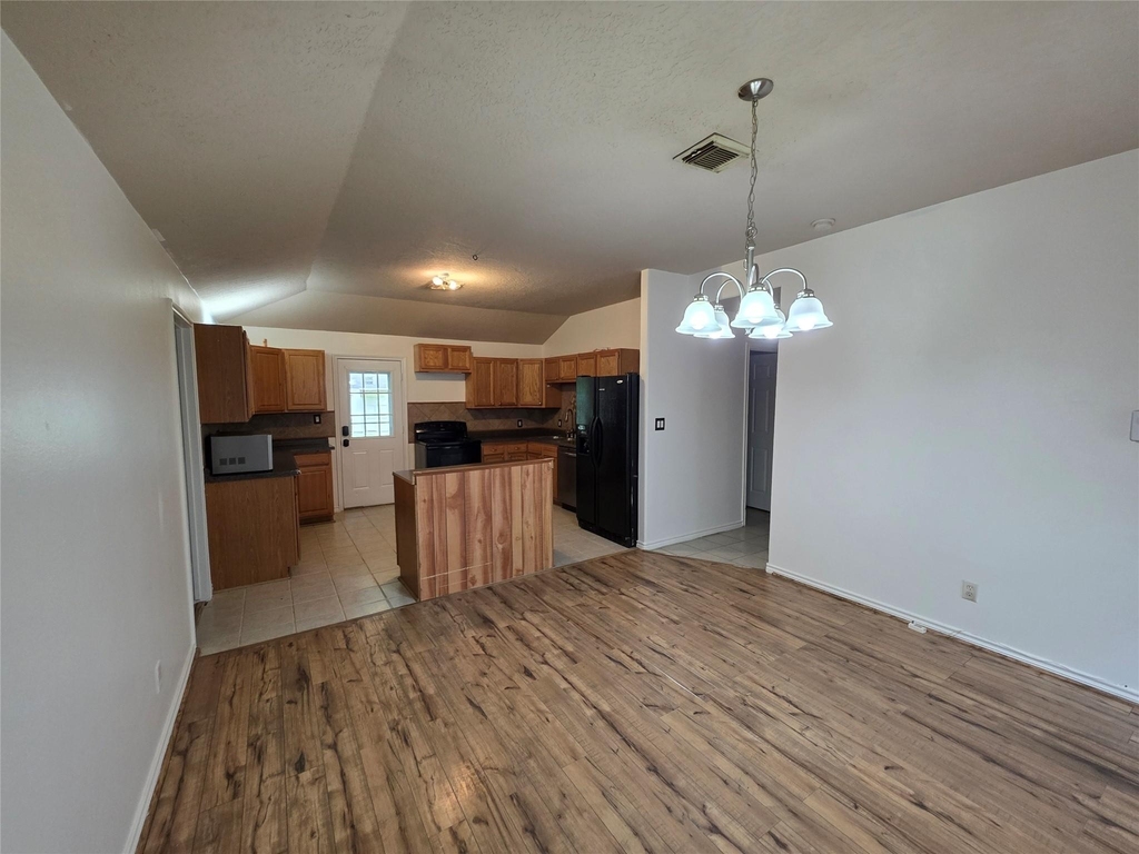 10635 Royal Cavins Drive - Photo 3