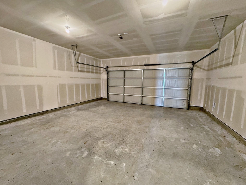 8431 Vacek Crossing Way - Photo 42