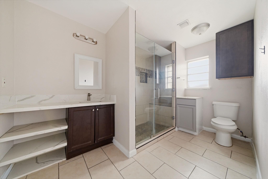 7410 Antoine Drive - Photo 7