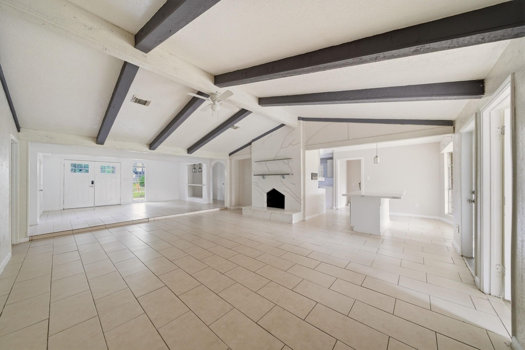 7410 Antoine Drive - Photo 2