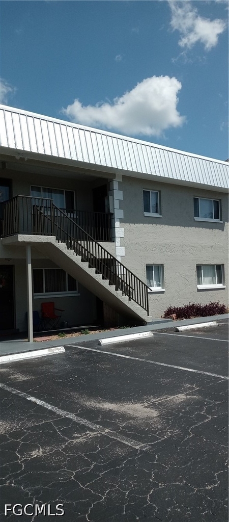 2135 Virginia Avenue - Photo 0