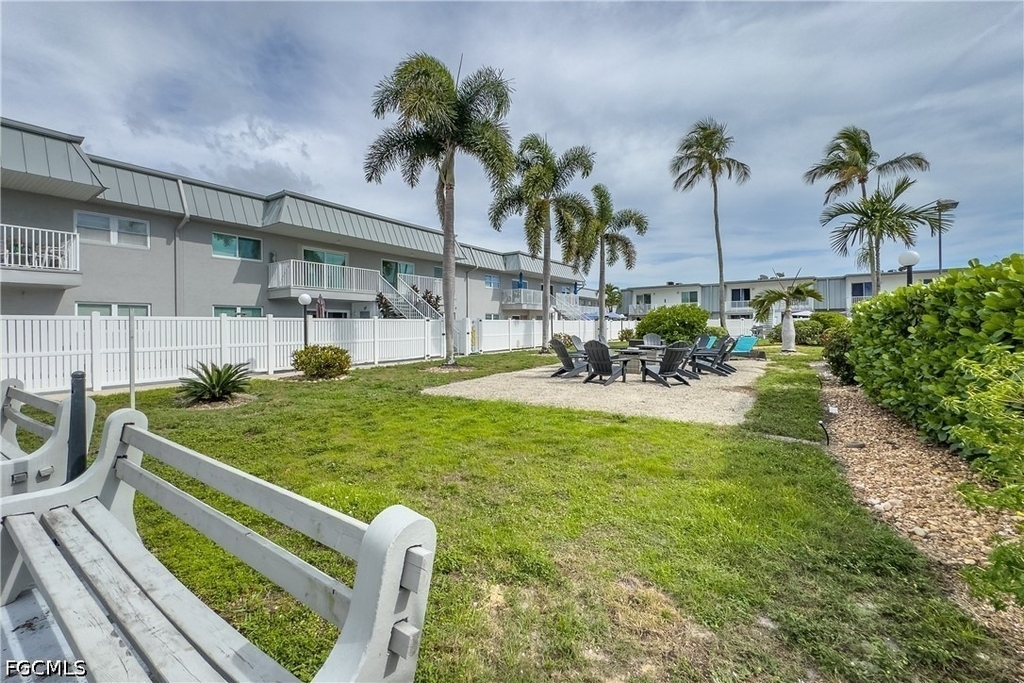 6777 Winkler Road - Photo 45