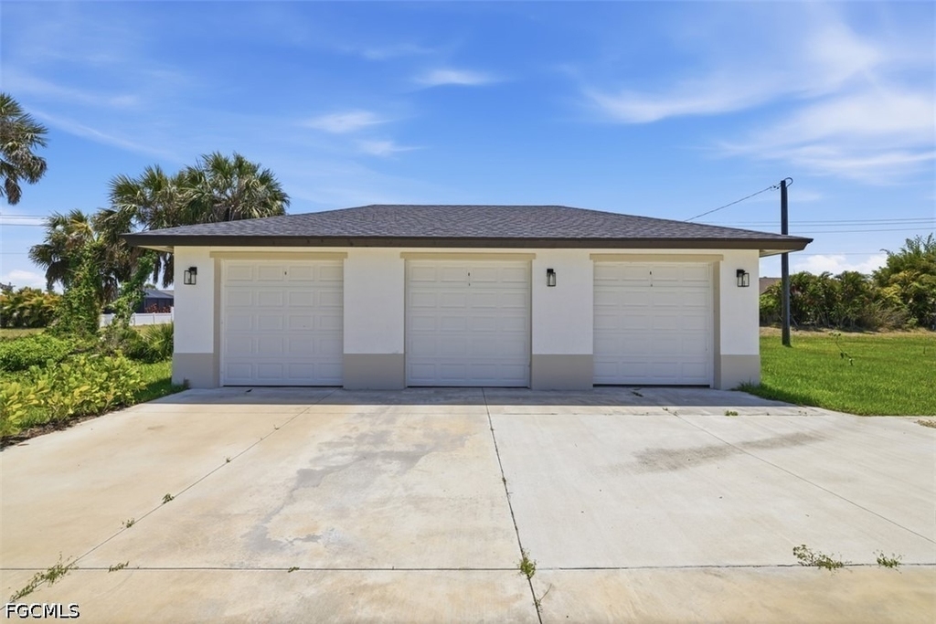 195 Rotonda Boulevard W - Photo 17