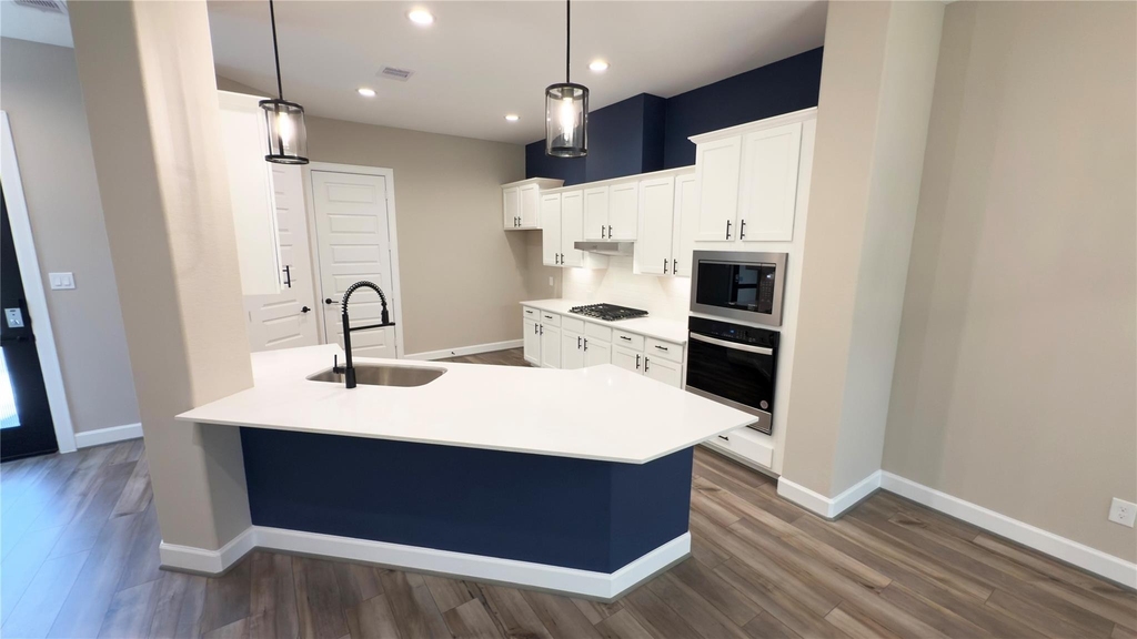4309 B Dickson Street Street - Photo 7