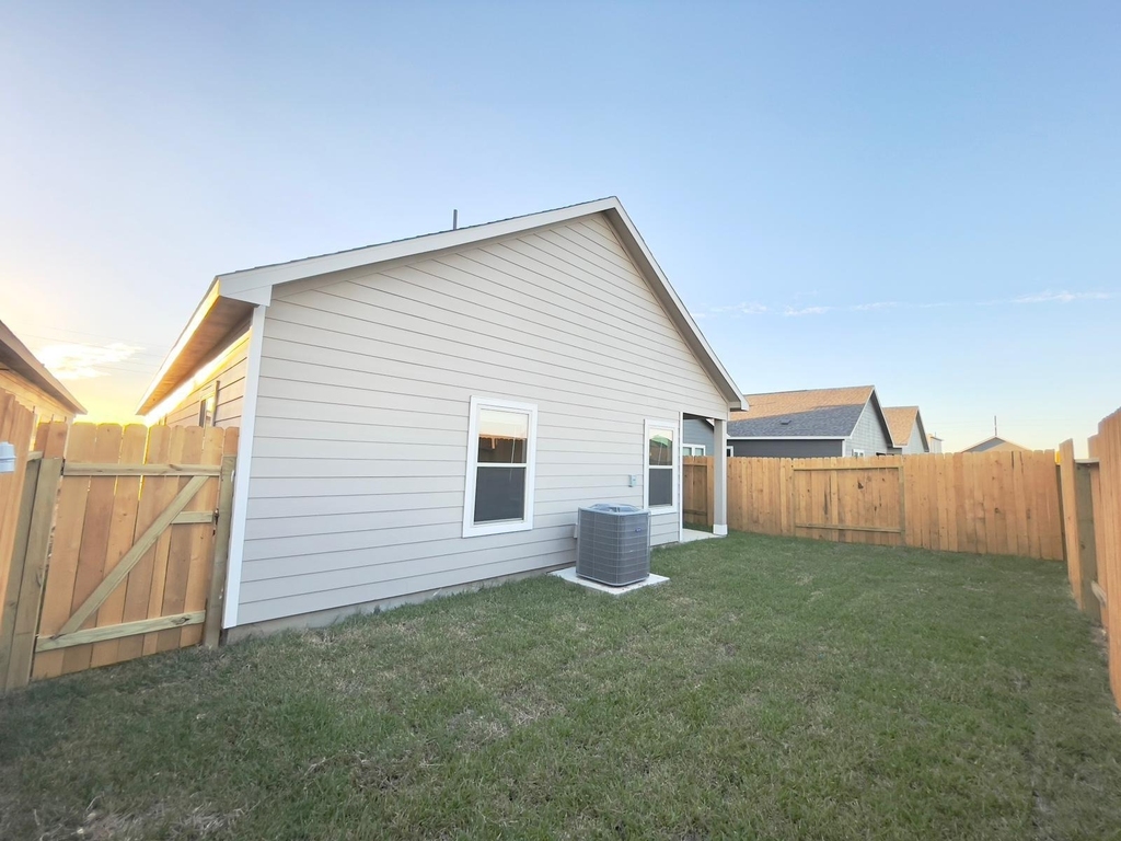 8042 Cypress Bonsai Drive - Photo 20