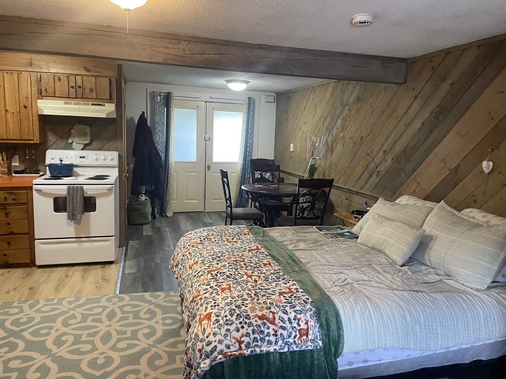 748 Calef - Photo 8