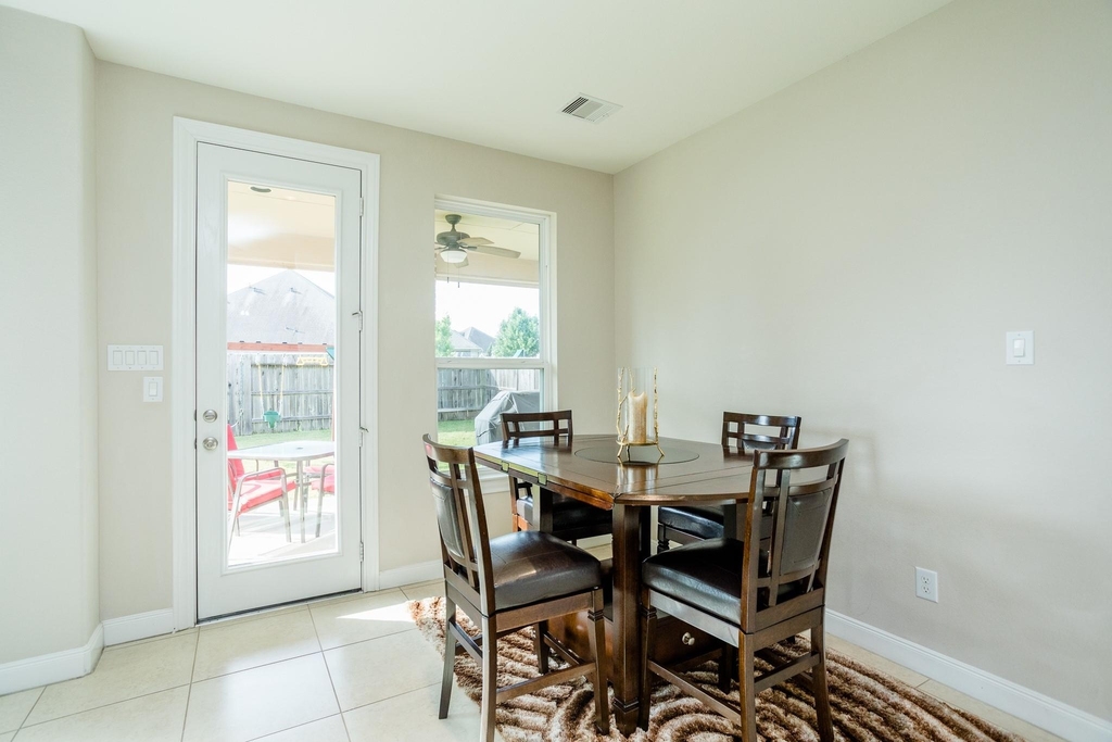 4622 Regal Shadow Lane - Photo 13