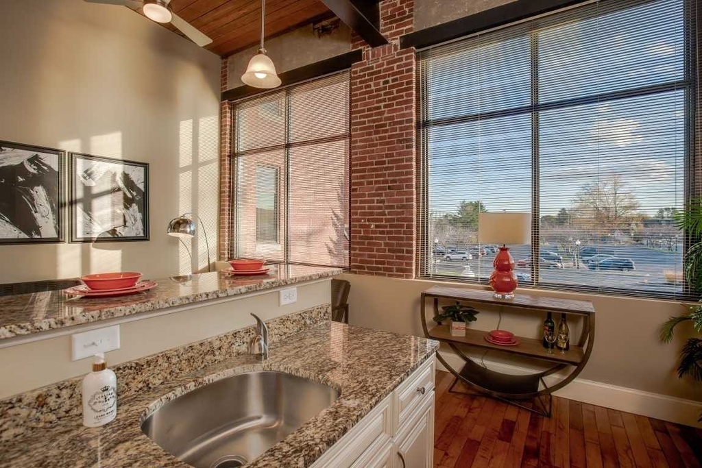 216 West - Photo 19