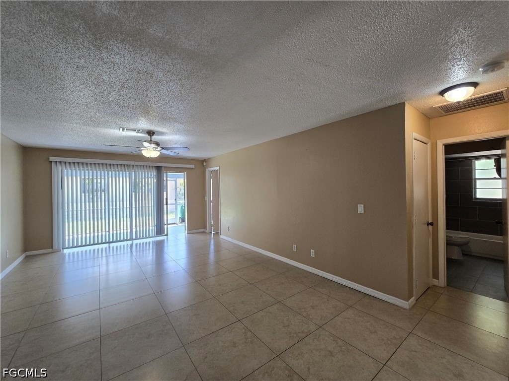 702 Se 47th Street - Photo 16