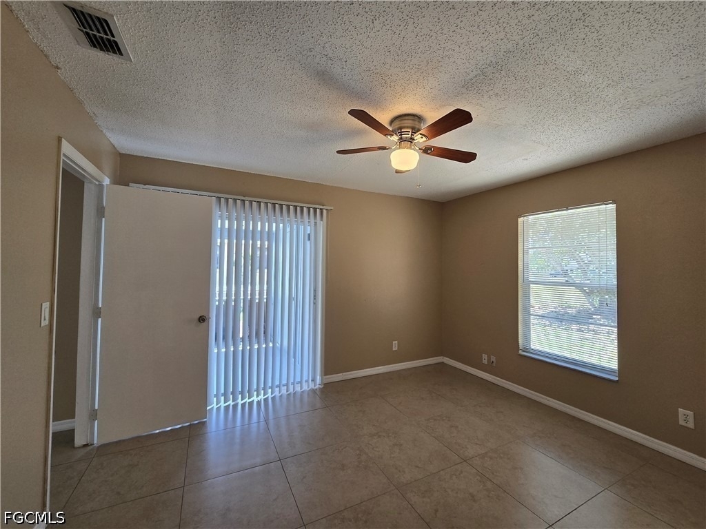702 Se 47th Street - Photo 7