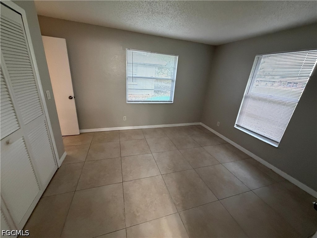 702 Se 47th Street - Photo 16