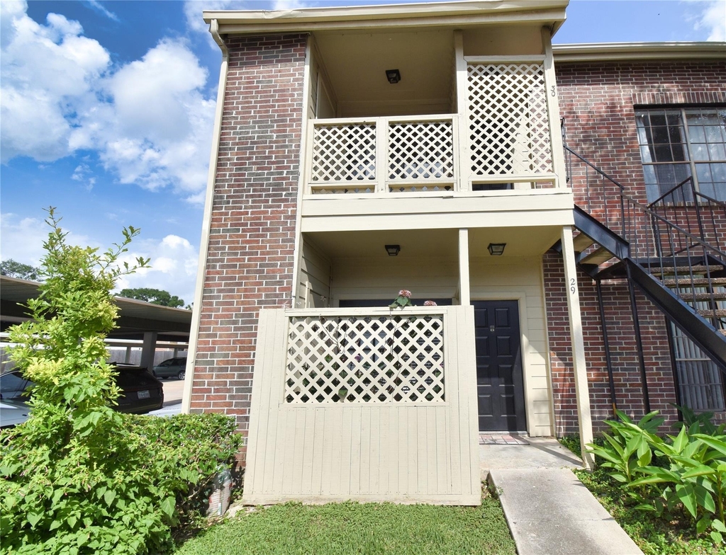 8055 Cambridge Street - Photo 0