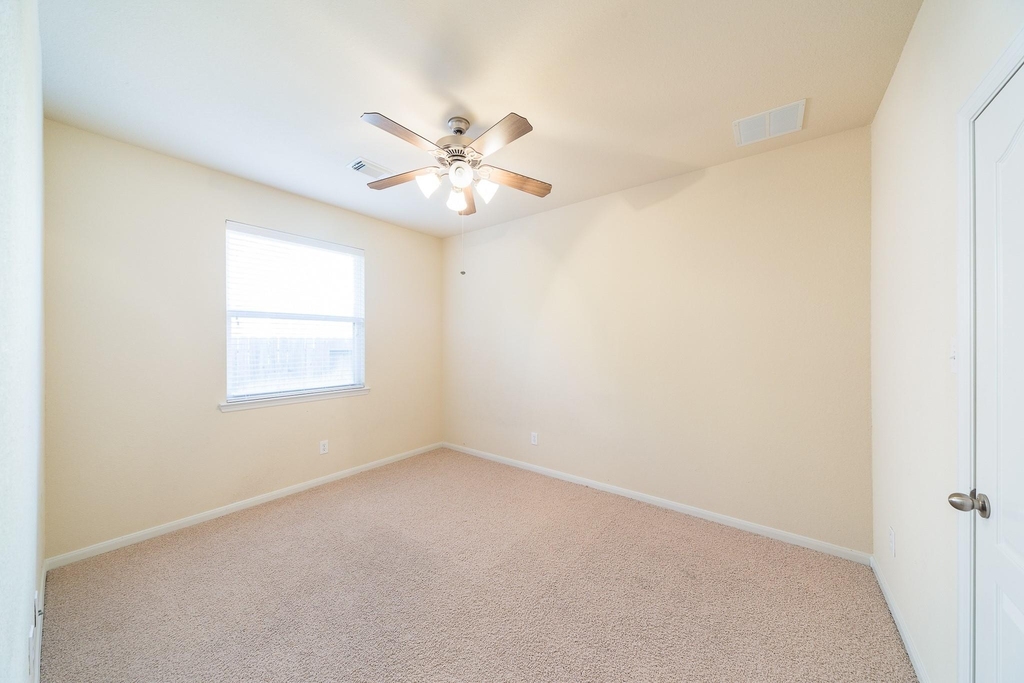 607 Overdell Drive - Photo 21