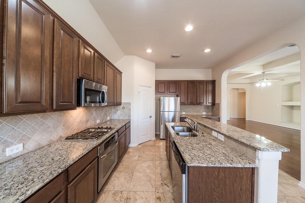 607 Overdell Drive - Photo 11