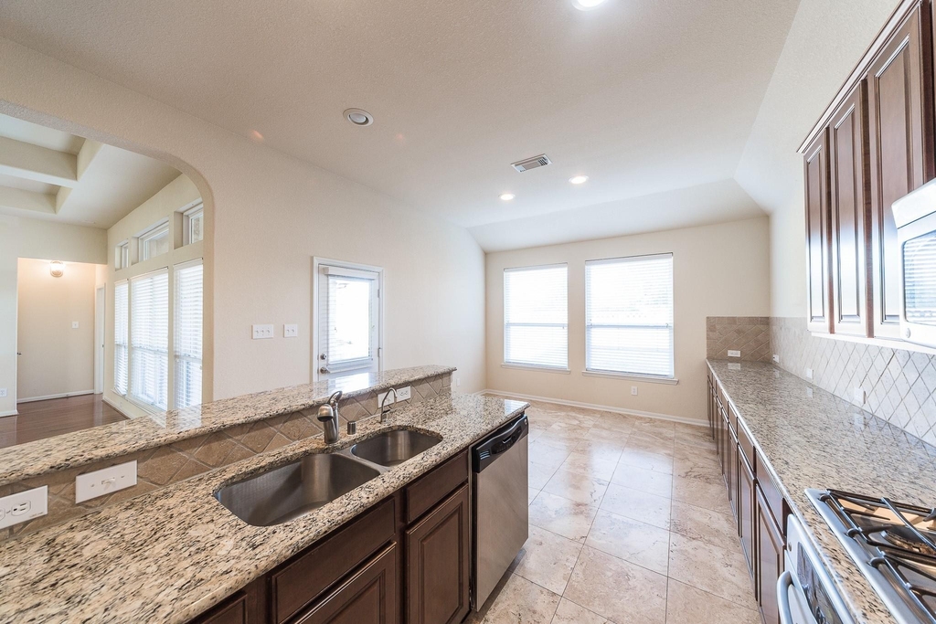 607 Overdell Drive - Photo 13