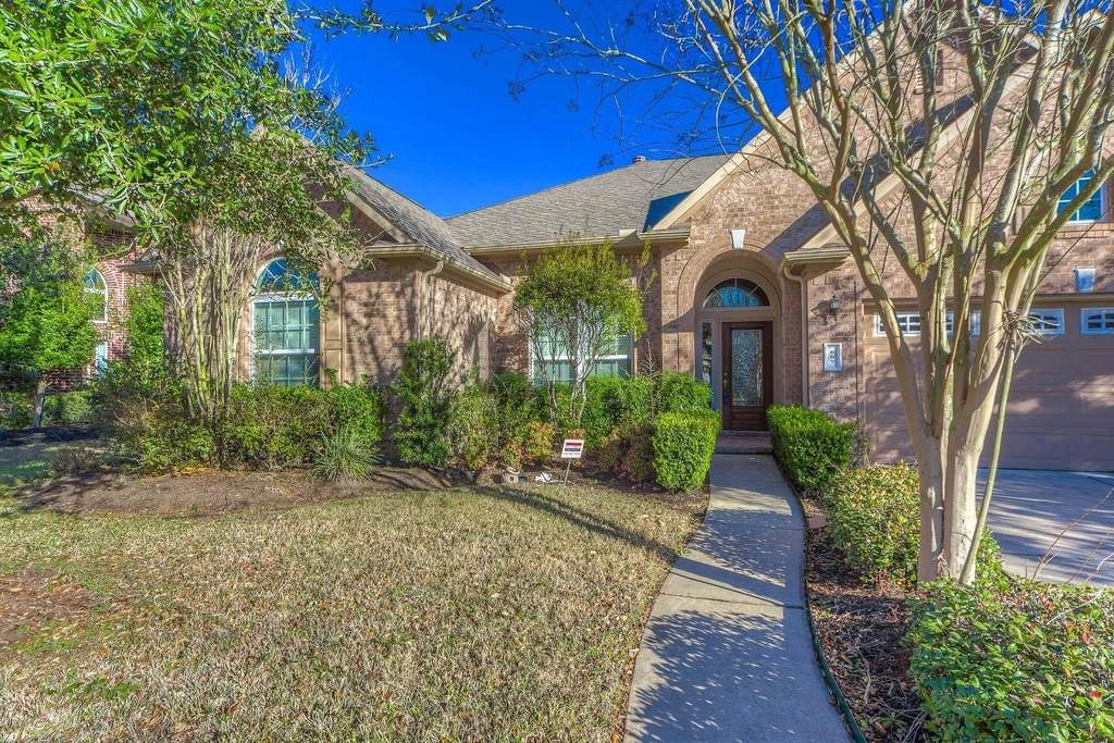 607 Overdell Drive - Photo 1